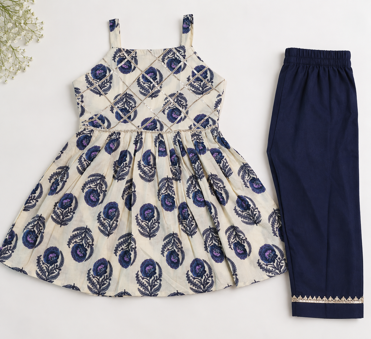 Ivory & Navy Floral Cotton Set
