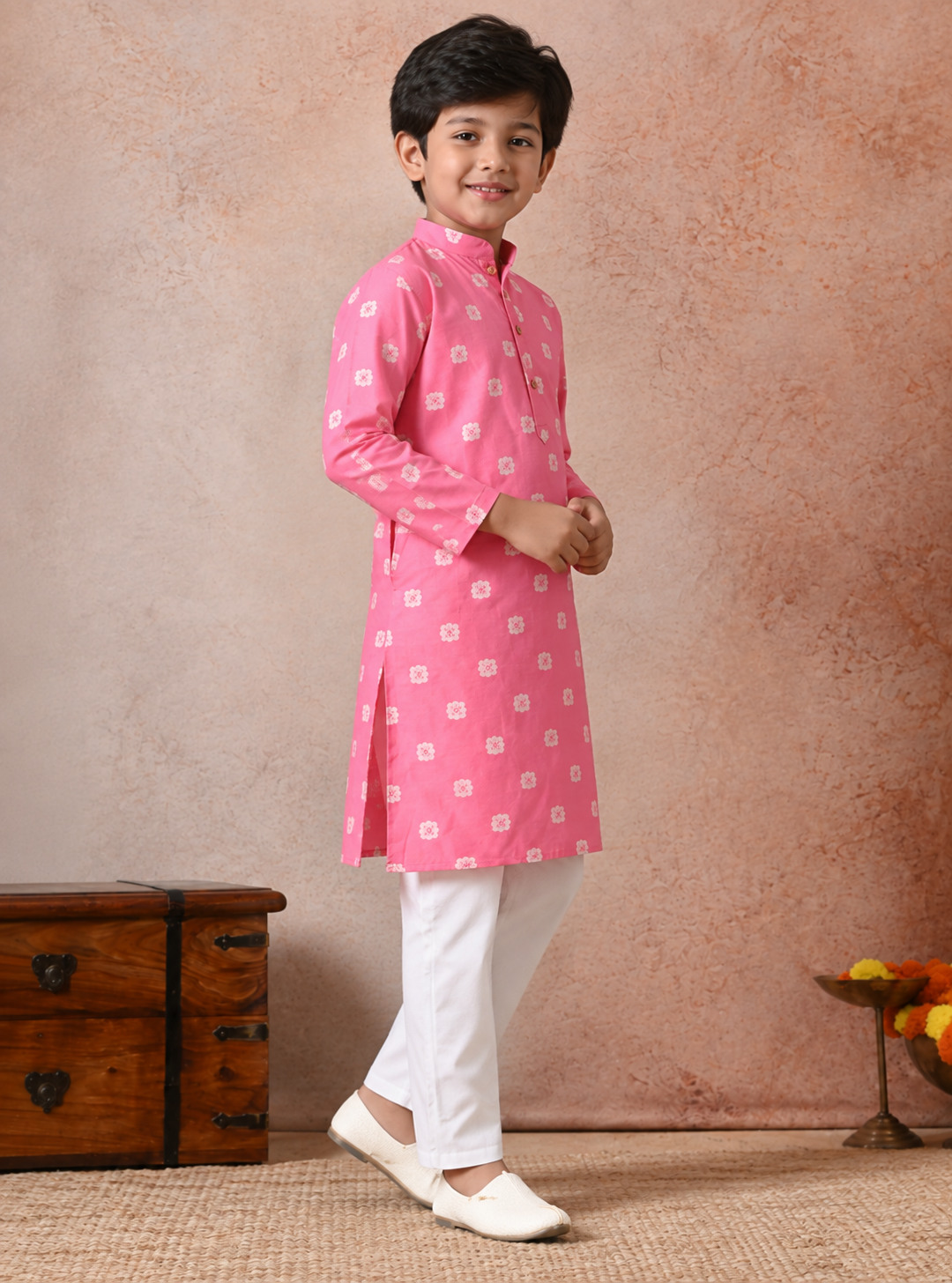 Boys Ethnic Motifs Dyed Regular Chanderi Cotton Kurta with Trouser
