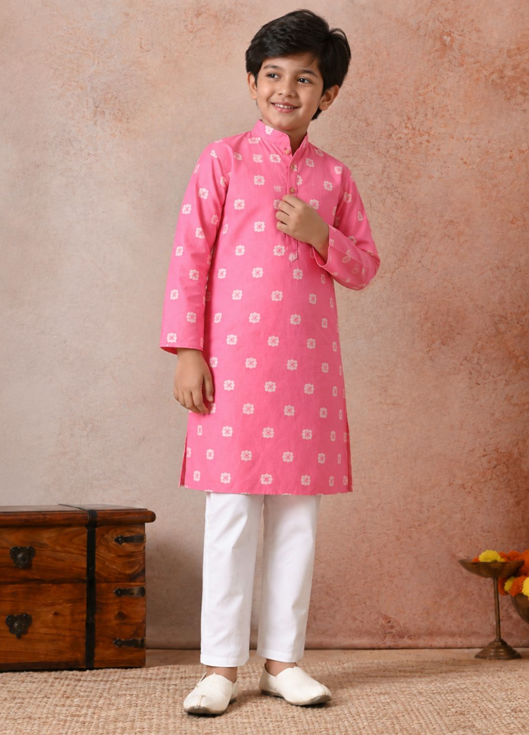 Boys Ethnic Motifs Dyed Regular Chanderi Cotton Kurta with Trouser